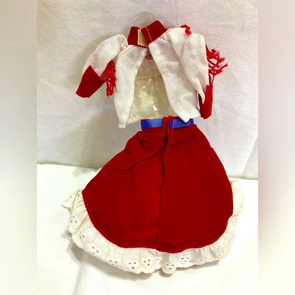 Brooke Shield Doll‎ Western Outfit